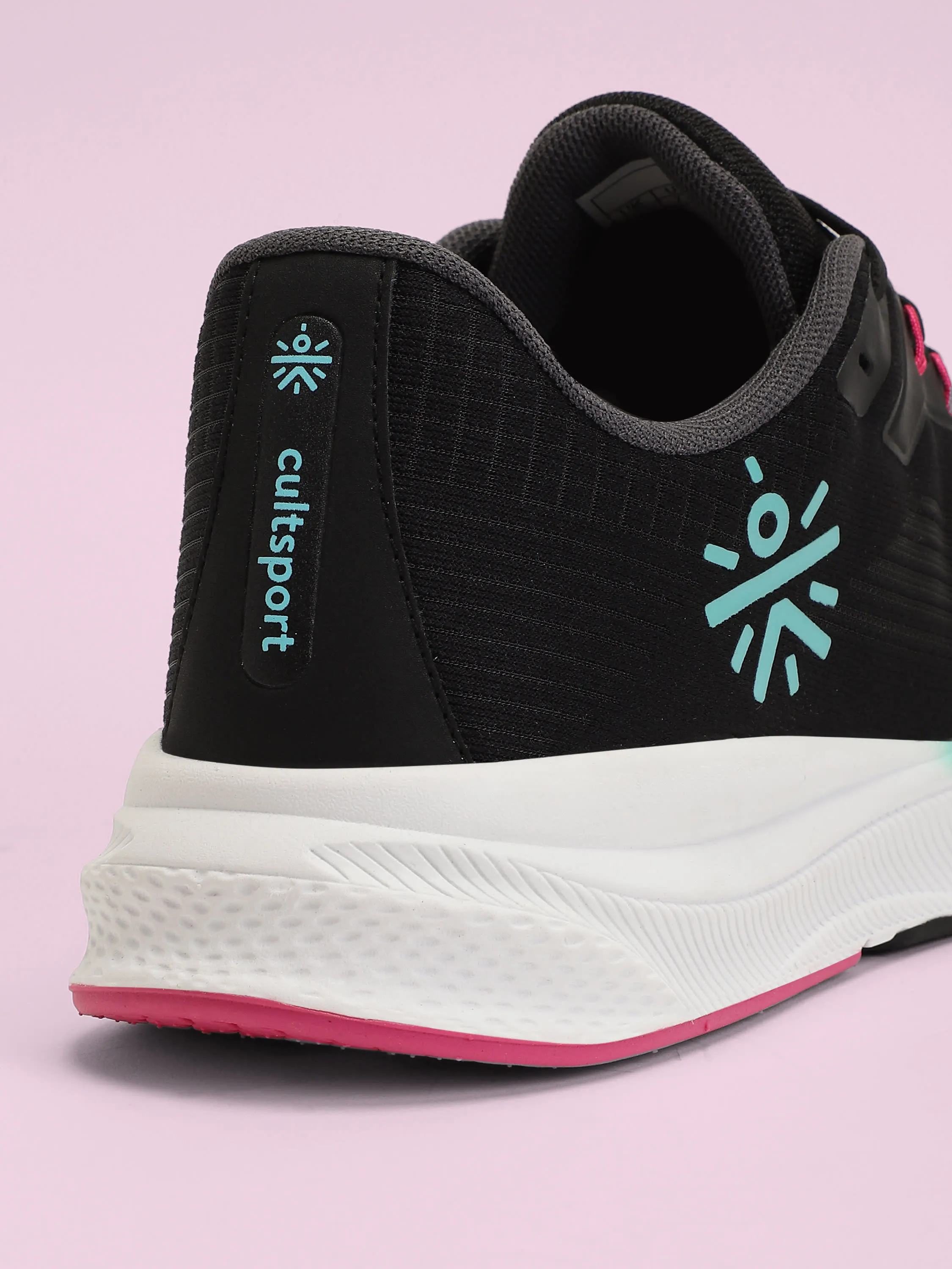 Thunderbird Women Running Shoes - Black