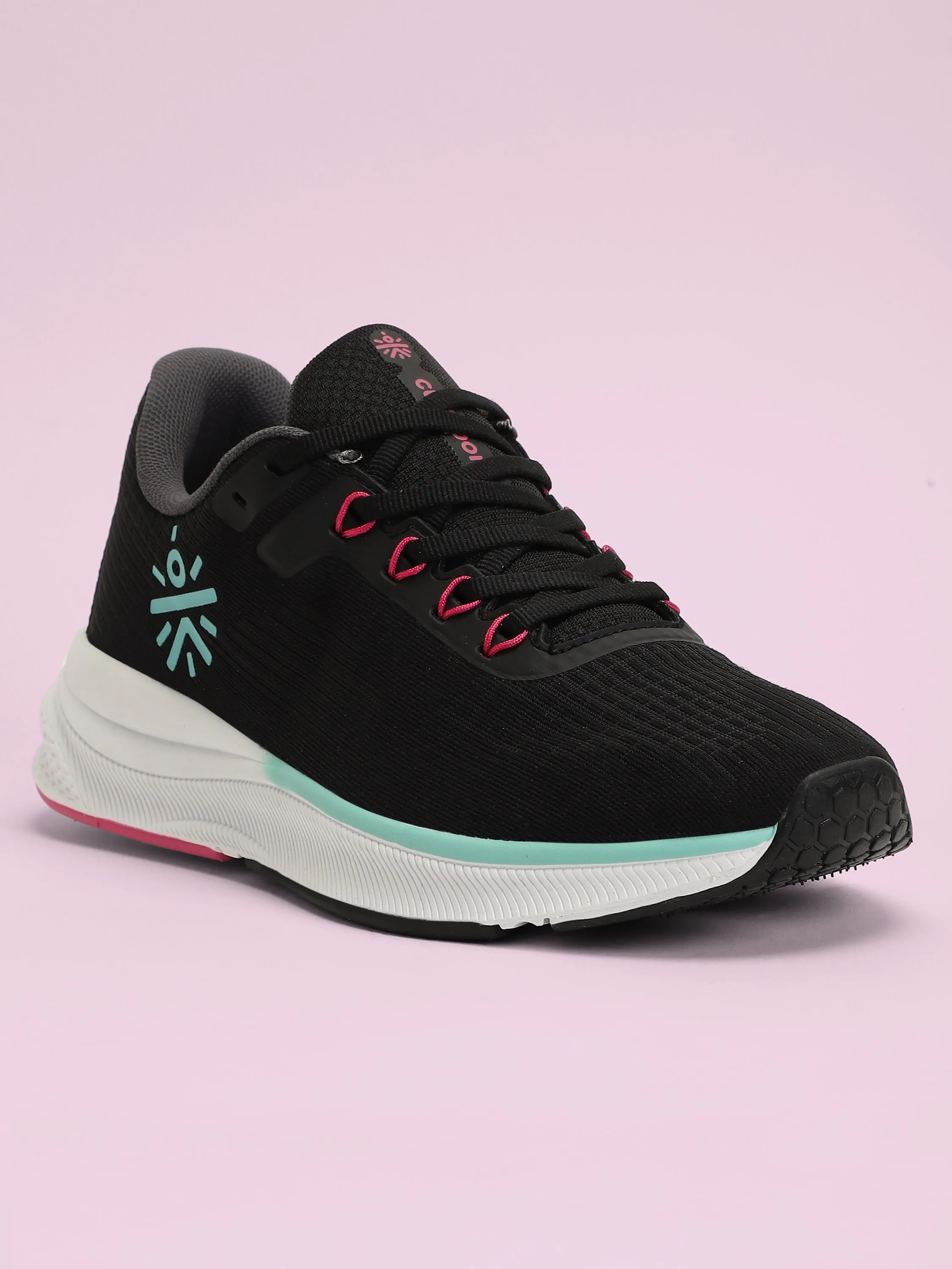 Thunderbird Women Running Shoes - Black